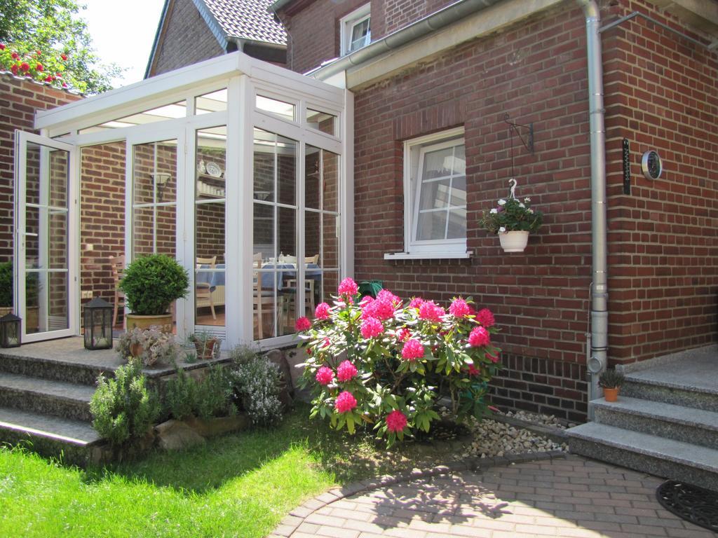 Hotel Am Weyerhof Kerpen  Esterno foto